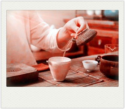 怎样判断茶叶有没有加香精，如何判断茶叶是否添加了香精？